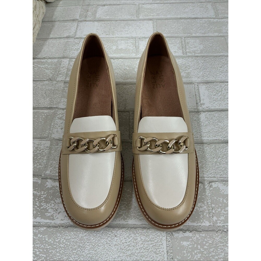 Naturalizer Women's Shoes Size  9.5 M In New Condition With Out Box